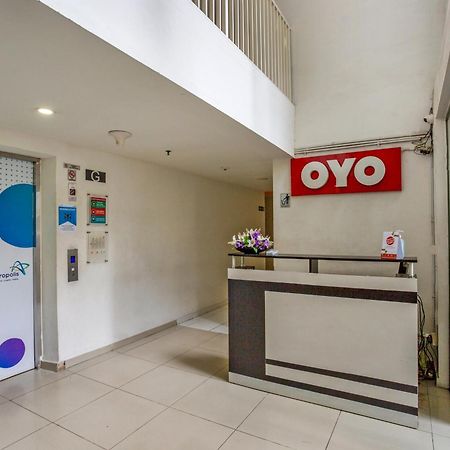 Oyo 3247 Afira Rooms Aeropolis Tangerang Extérieur photo