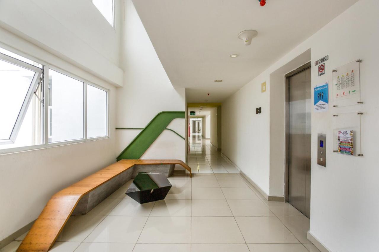 Oyo 3247 Afira Rooms Aeropolis Tangerang Extérieur photo