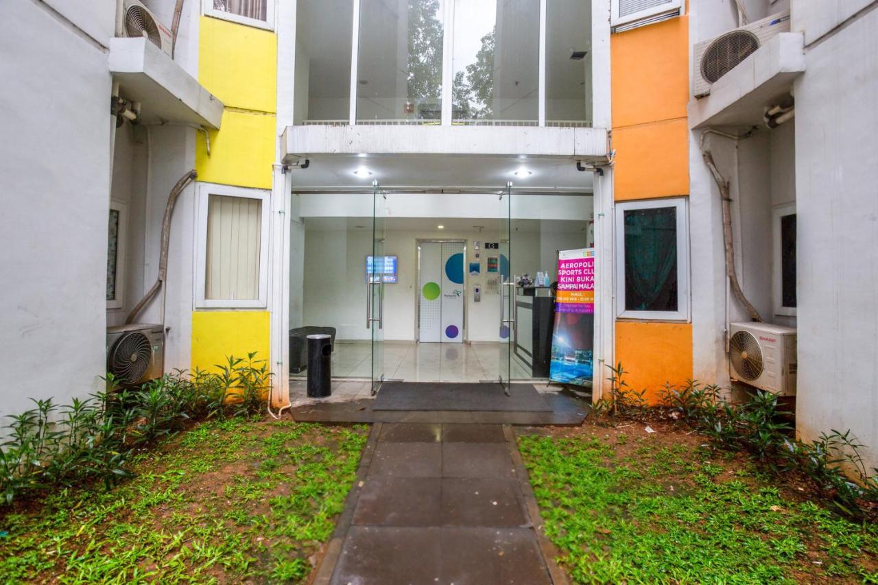 Oyo 3247 Afira Rooms Aeropolis Tangerang Extérieur photo